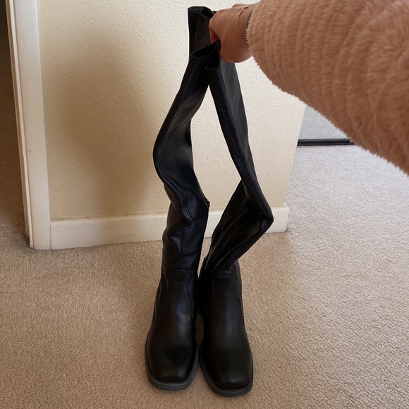 Free People Over-the-knee Leather Boots (Made in Spain) - Picture 8 of 12